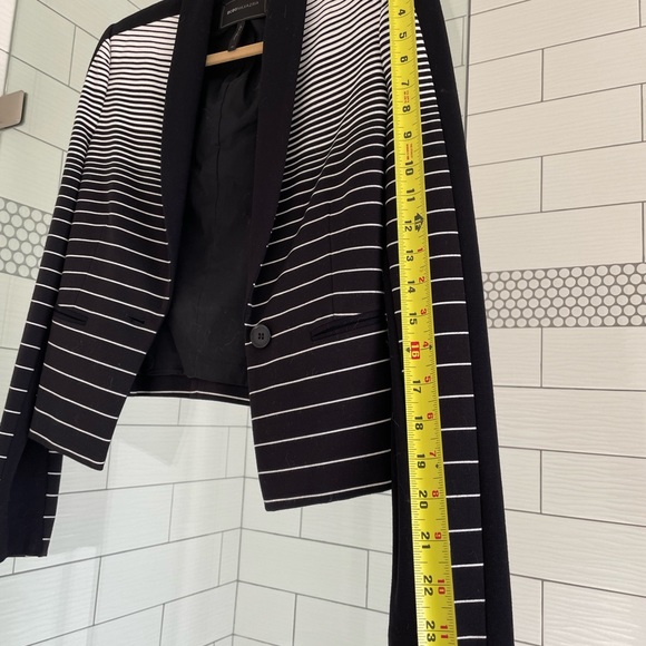 BCBG MaxAzria NWOT. Never worn❤️ - Picture 4 of 4